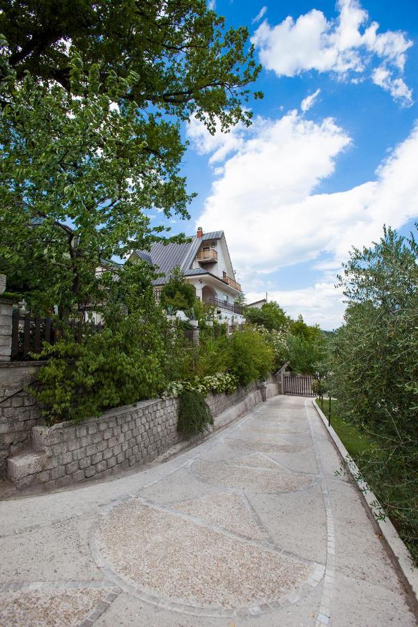 Villa Attilio Balsorano Vecchio Екстериор снимка